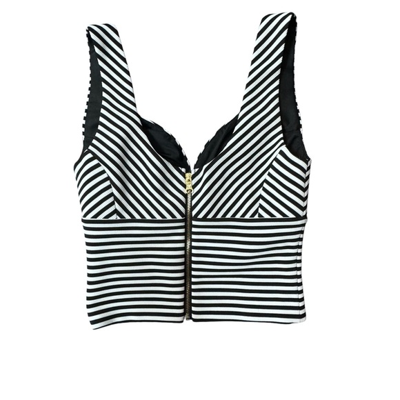 Black and white striped Guess sleeveless crop top. Gold zipper closure. - Picture 5 of 9